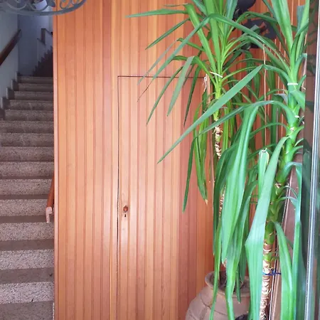 Biblioteca Municipal Apartment